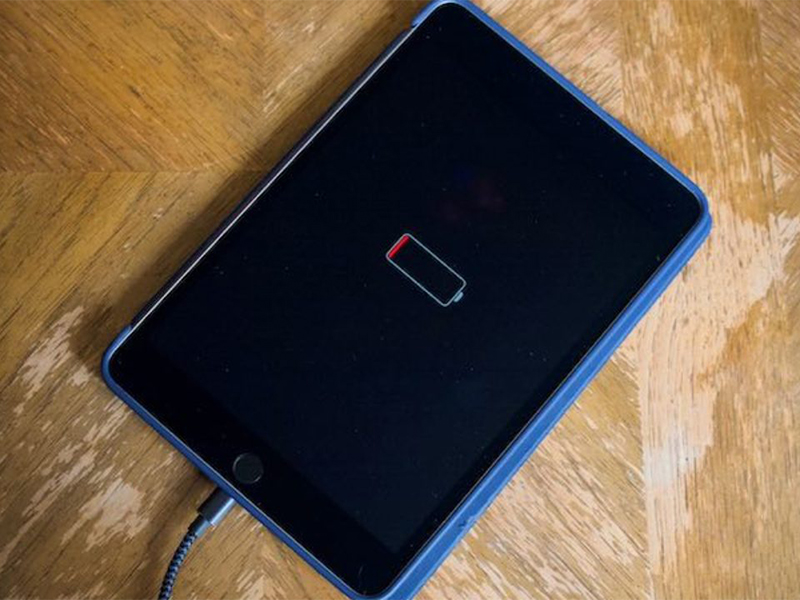 Người dùng nên xả pin mỗi tháng